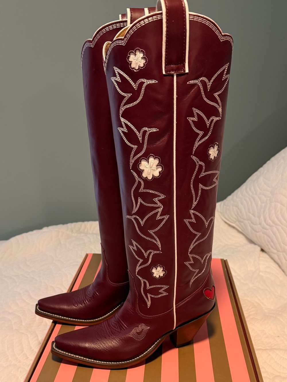 Women's Burgundy Western Embroidered Heeled Boots